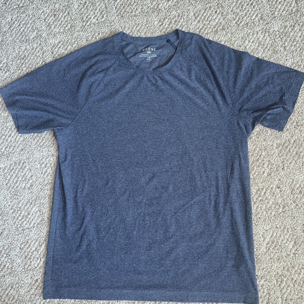 Rhone Shirt Mens Large Blue Athletic Performance Short Sleeve Training Tee EUC
